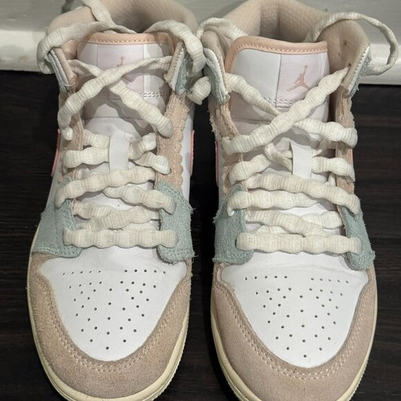 Jordan 1 Mid Pink Oxford Jade Ice - Size 3Y - Picture 5 of 7